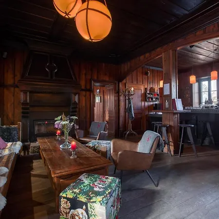 Refuge Du Montenvers Hotel 4*
