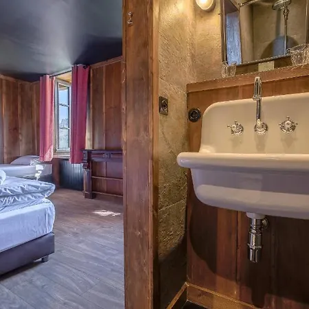 Refuge Du Montenvers Otel 4*