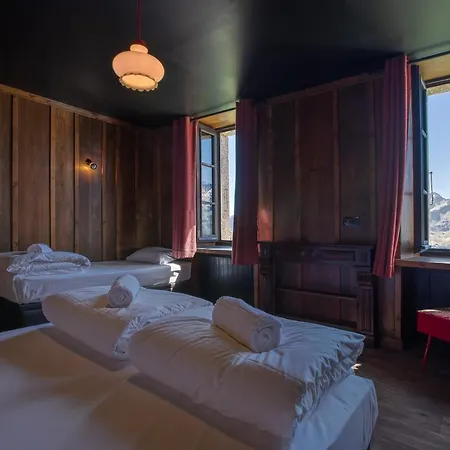 Hotel Refuge Du Montenvers 4*