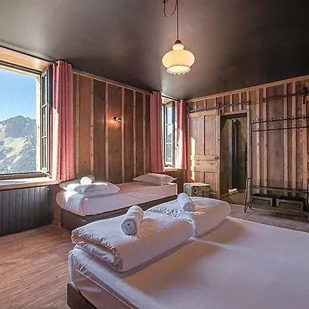 Hotel Refuge Du Montenvers 4*