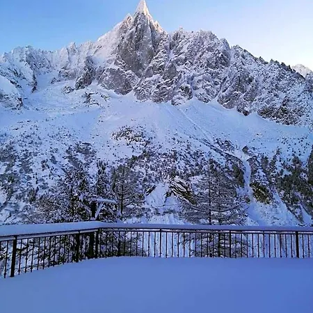 Refuge Du Montenvers Hotel 4*