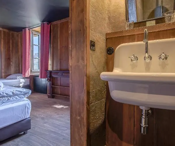 Refuge Du Montenvers Hotel 4*