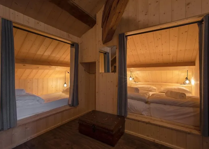 Hotel Refuge Du Montenvers 4*