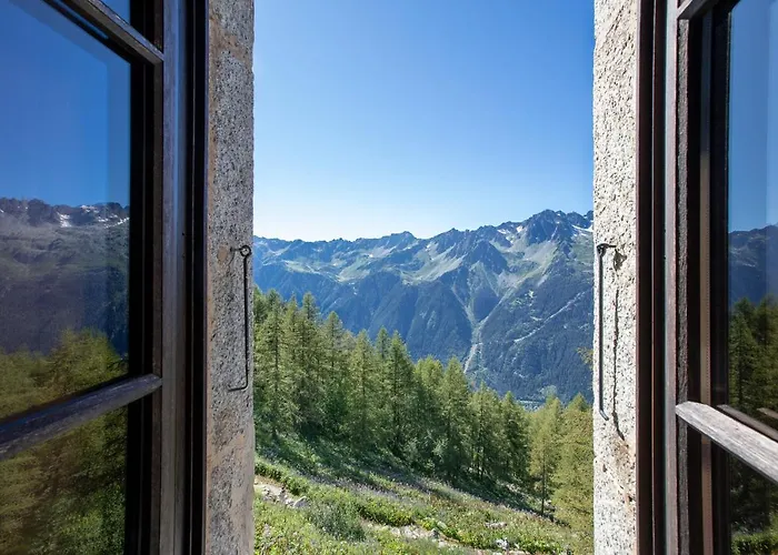 Refuge Du Montenvers Hotel 4*